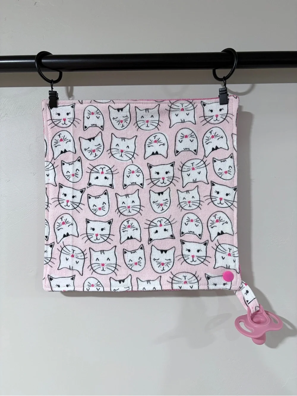 Vivi’s Creative Stitches soft pink
